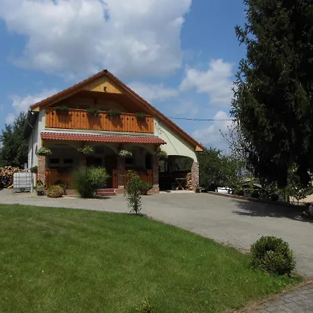 Gergely-haz, A Volt Peteri Dezsas Vendeghaz * Sajoszentpeter