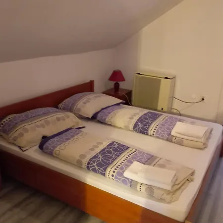 Gergely-haz, A Volt Peteri Dezsas Vendeghaz Sajoszentpeter