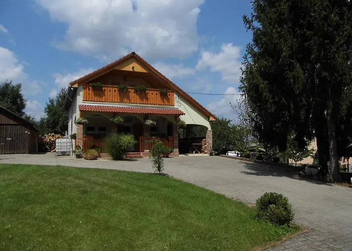 Gergely-haz, A Volt Peteri Dezsas Vendeghaz * Sajoszentpeter