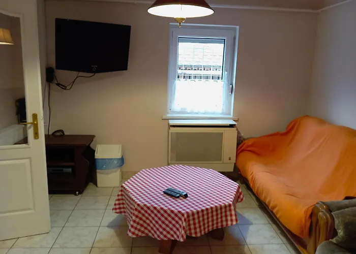 Gergely-haz, A Volt Peteri Dezsas Vendeghaz Tatil Evi