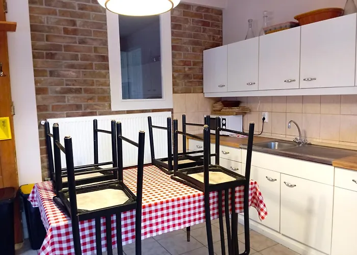 Gergely-haz, A Volt Peteri Dezsas Vendeghaz Sajoszentpeter